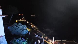 Vacanza in Costiera, Fuori fa Freddo entriamo dentro e scopami.