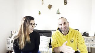 Parliamo del nostro lavoro e finisco sempre a fare la troia