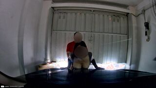 prima del pranzo dalla zia avevo la figa in fiamme e il pompiere ha iniziato così