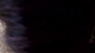 becco il porco a segarsi con i miei video e alla fine me lo scopo come si deve