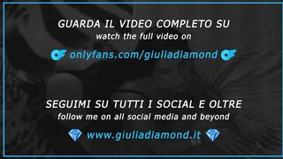 Le ZIE ITALIANE Troie Diana Zilli e Giulia Diamond SEDUCONO e si Scopano il GIOVANE Cazzo - Threesome Amatoriale Italiano (Dialoghi italiani)