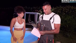 SCOPATA CON L'ELETTRICISTA ALL'APERTO, voglio il suo cazzo! Con Lucas Purosangue